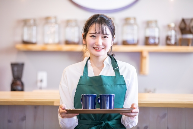 カフェスタッフの作業風景
